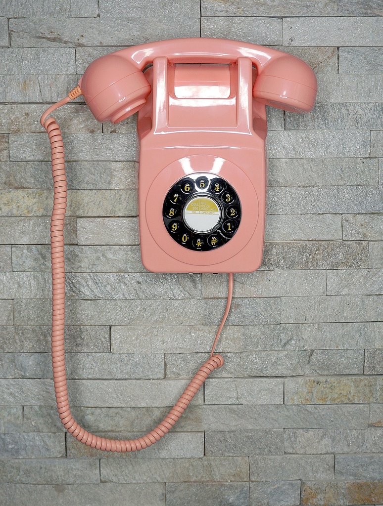 GPO 746 WALL Push Button Pink