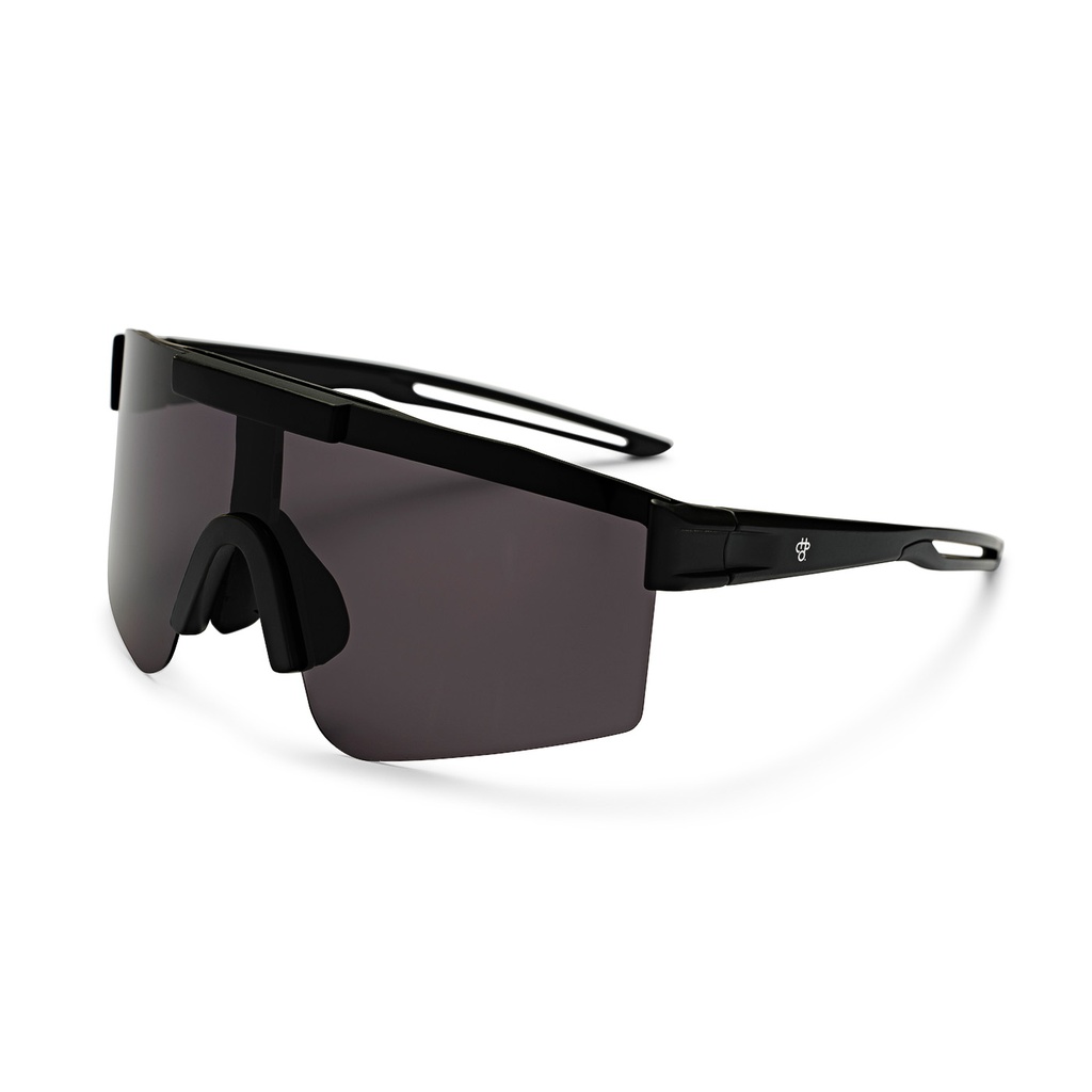 LUCA Black / Black