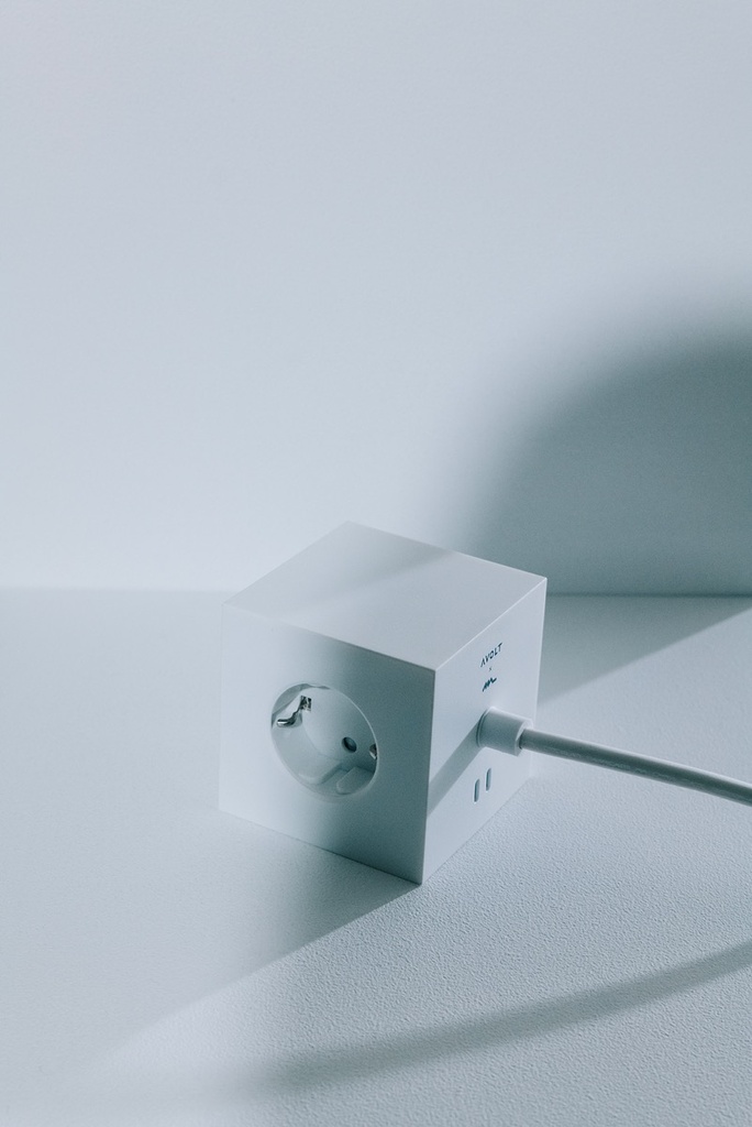 Square 1 avec USB-C (30W) - câble de 1.8 m White Martinelli Luce edition