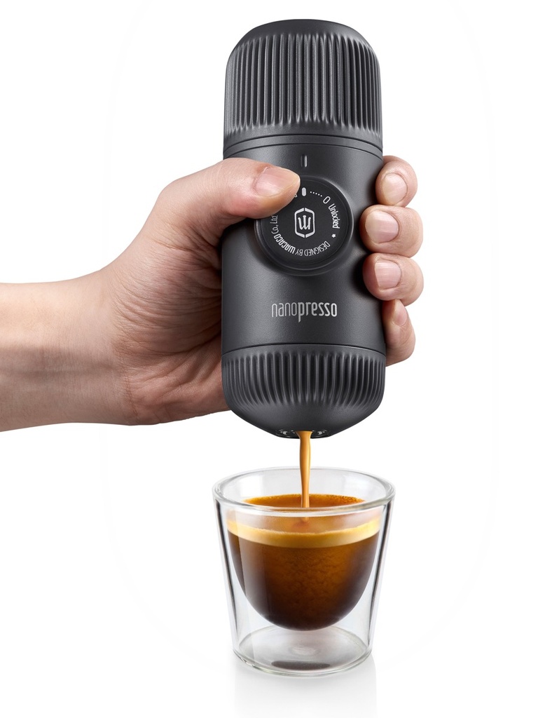 Nanopresso Black + Case
