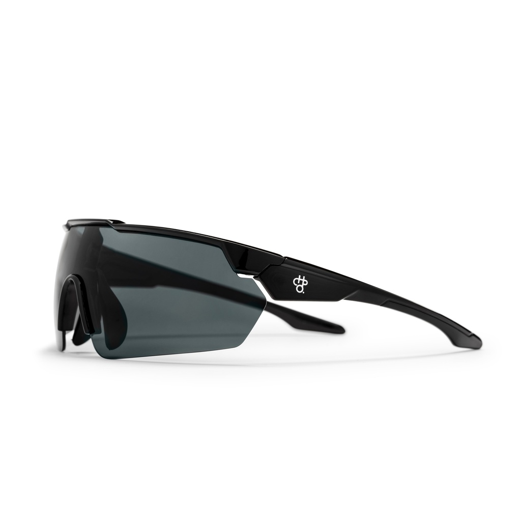 SODA BLACK / BLACK