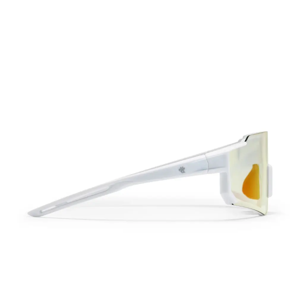 Siri WHITE / RED PHOTOCHROMIC