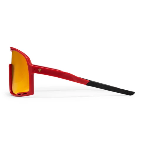 Henrik Burgundy / Red Mirror